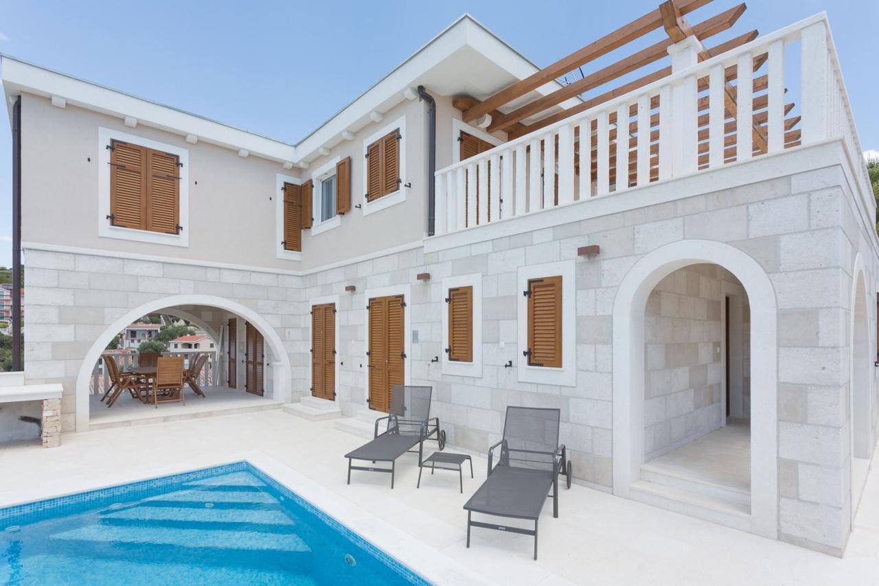 Villa Elena Sevid Exterior foto